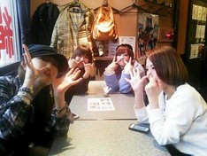 突っ込まれ隊♪